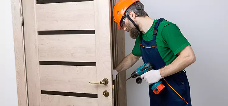 Replace Internal Door Handle with Lock Winter Garden